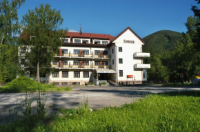  Hotel SOREA DUMBIER  Липтовски Ян